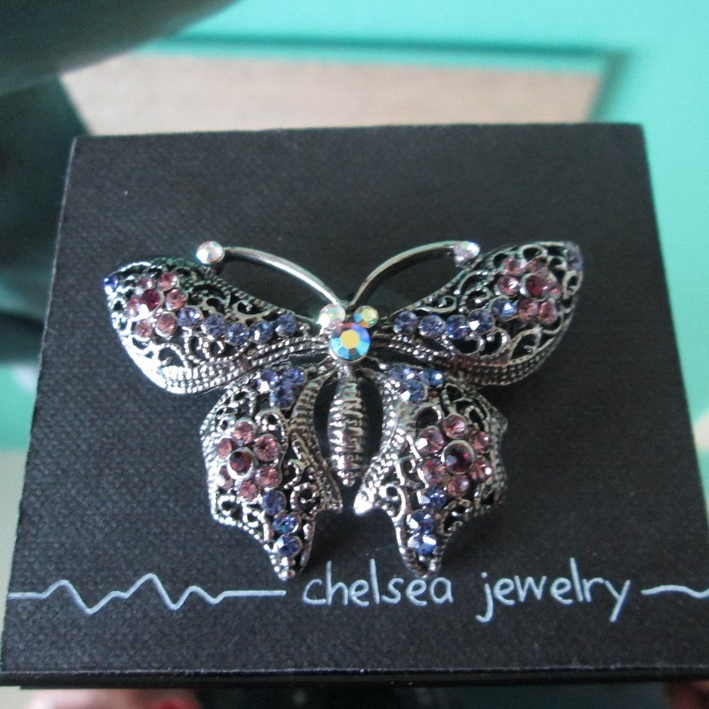 Vintage Brooch.